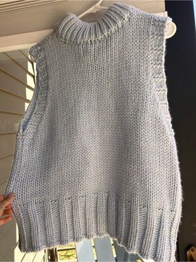 Sleeveless Knit Turtleneck Vest in Light Blue
